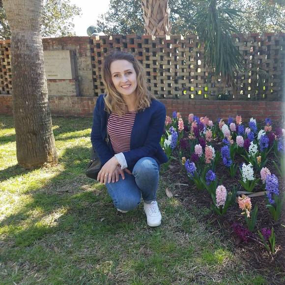 Meet your Posher, Halyna - Picture 1 of 1